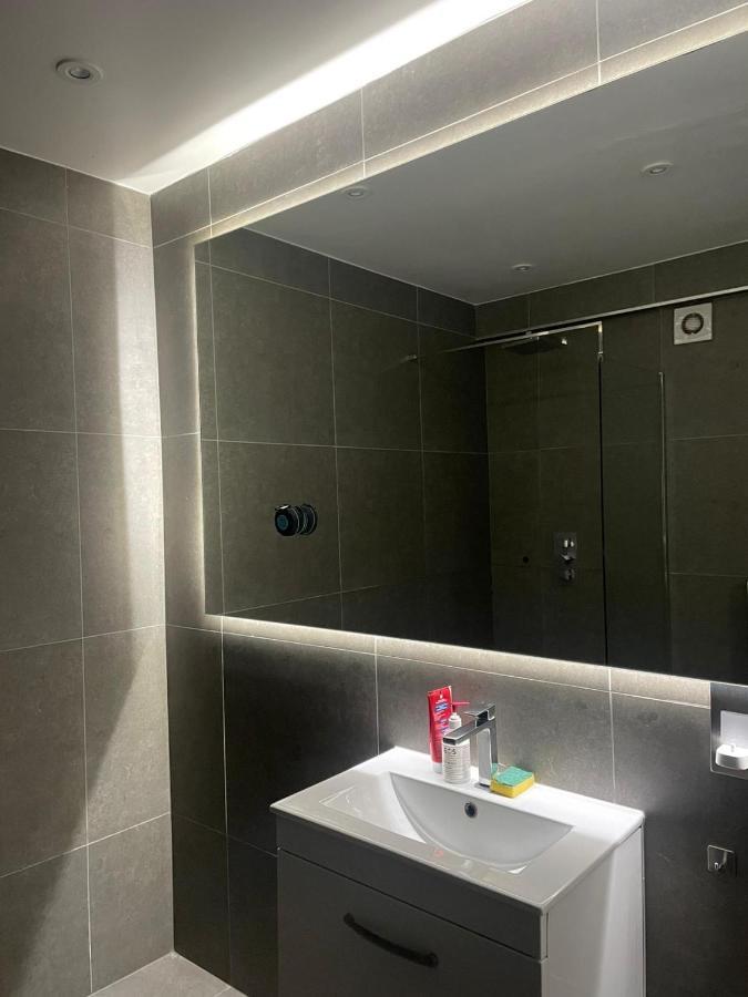 Balham, South London Spacious Guest House 1, 6 Rooms Available Eksteriør billede
