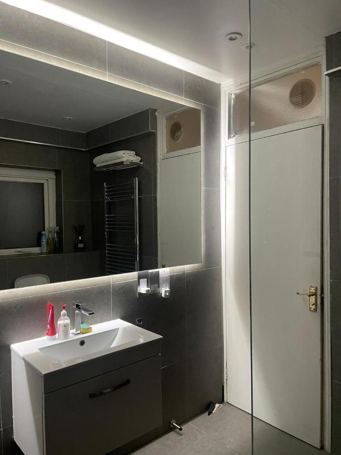 Balham, South London Spacious Guest House 1, 6 Rooms Available Eksteriør billede