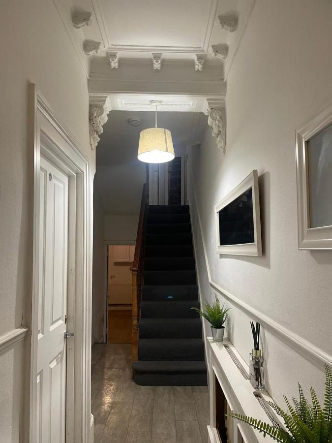 Balham, South London Spacious Guest House 1, 6 Rooms Available Eksteriør billede